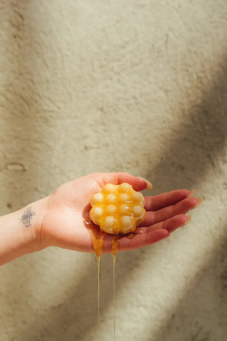 Wondr Care Vegan Honey Shampoo Bar Shampoo and Conditioners
